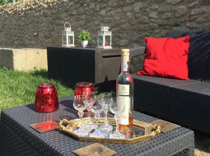 Almada Garden - Com Possibilidade Parking Lägenhet